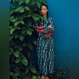 Kleed Green and Pink Patterned kimono dress